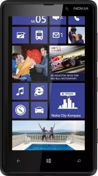 Nokia Lumia 820 (Black)
